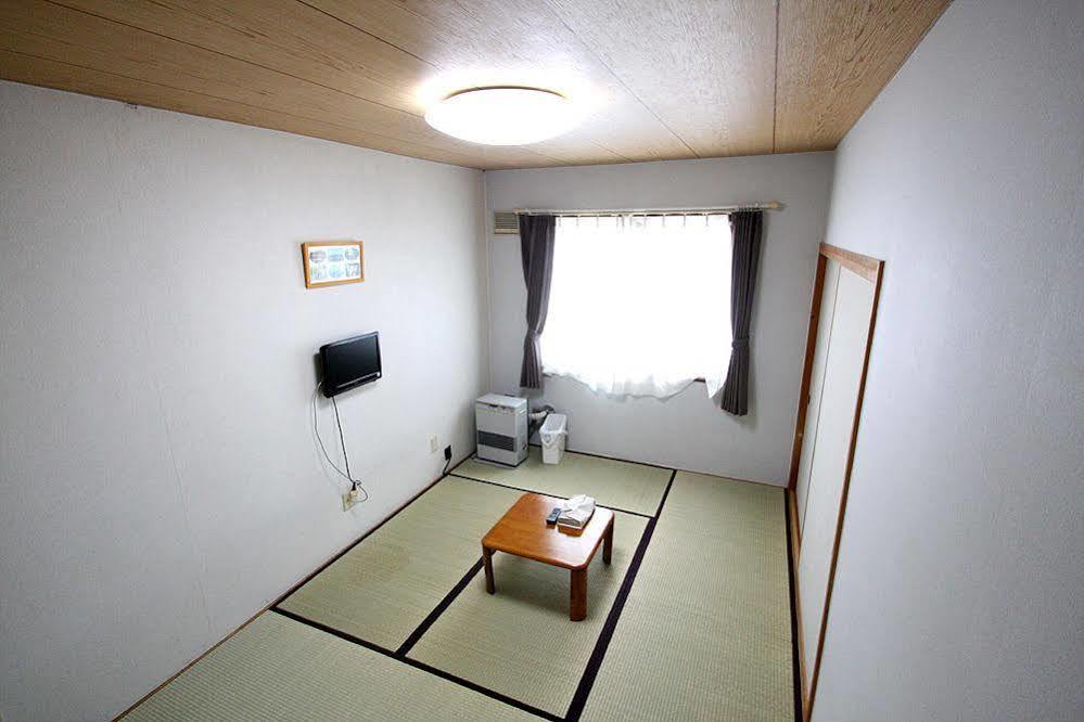 Pension Alice Niseko Esterno foto